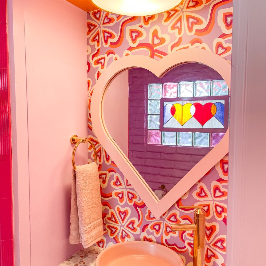 Queen of Hearts detail